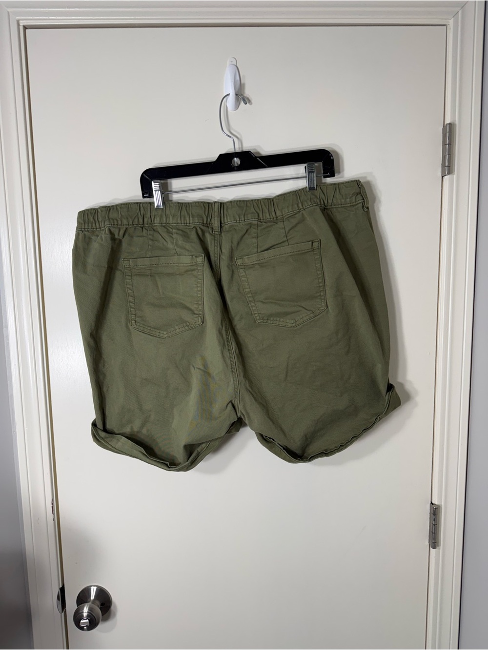 torrid Olive Green Cargo Shorts Plus Size 3X - Picture 4 of 8